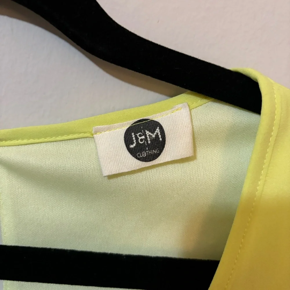 J&M Clothing Scalloped Hem Shift‎ Dress Medium Preppy Yellow Sunshine